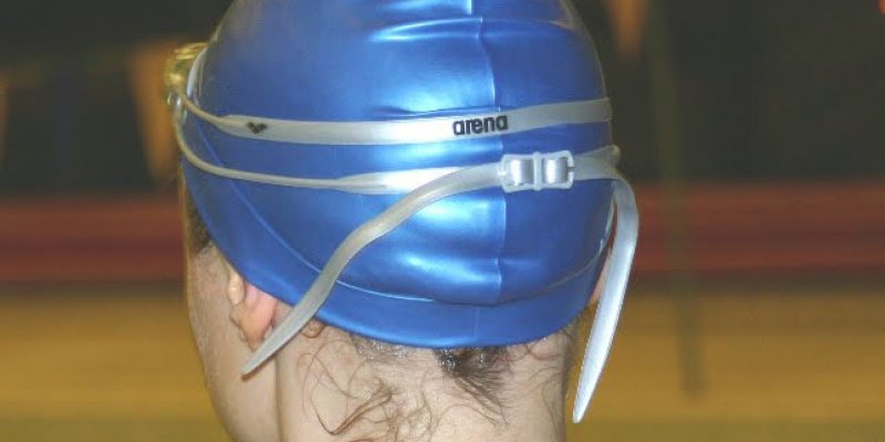 Should I Wear a Swim Cap? (How To Choose a Swim Cap?) - Swimming Advice