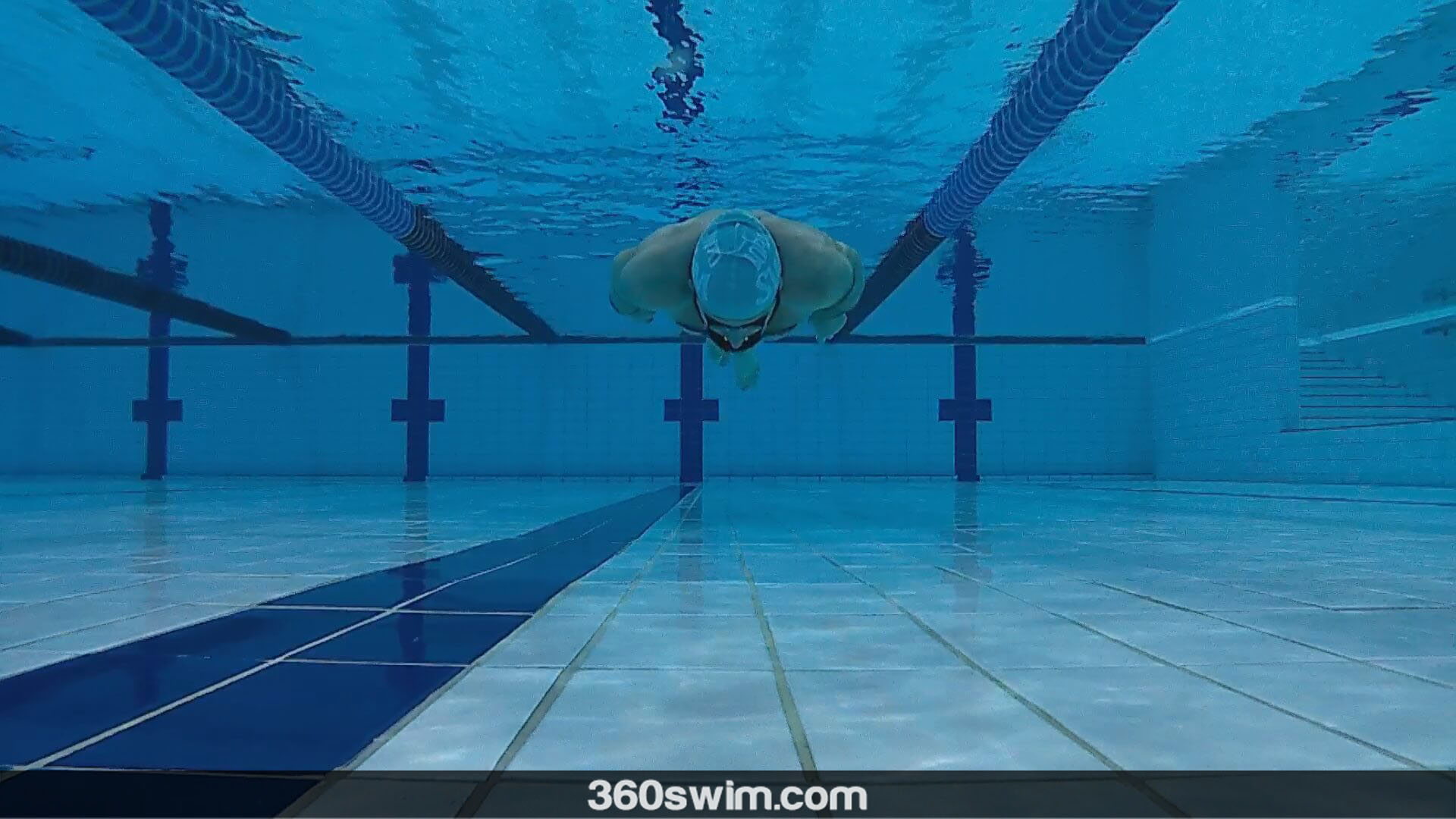 Why You Should Push Rather Pull The Water in Backstroke