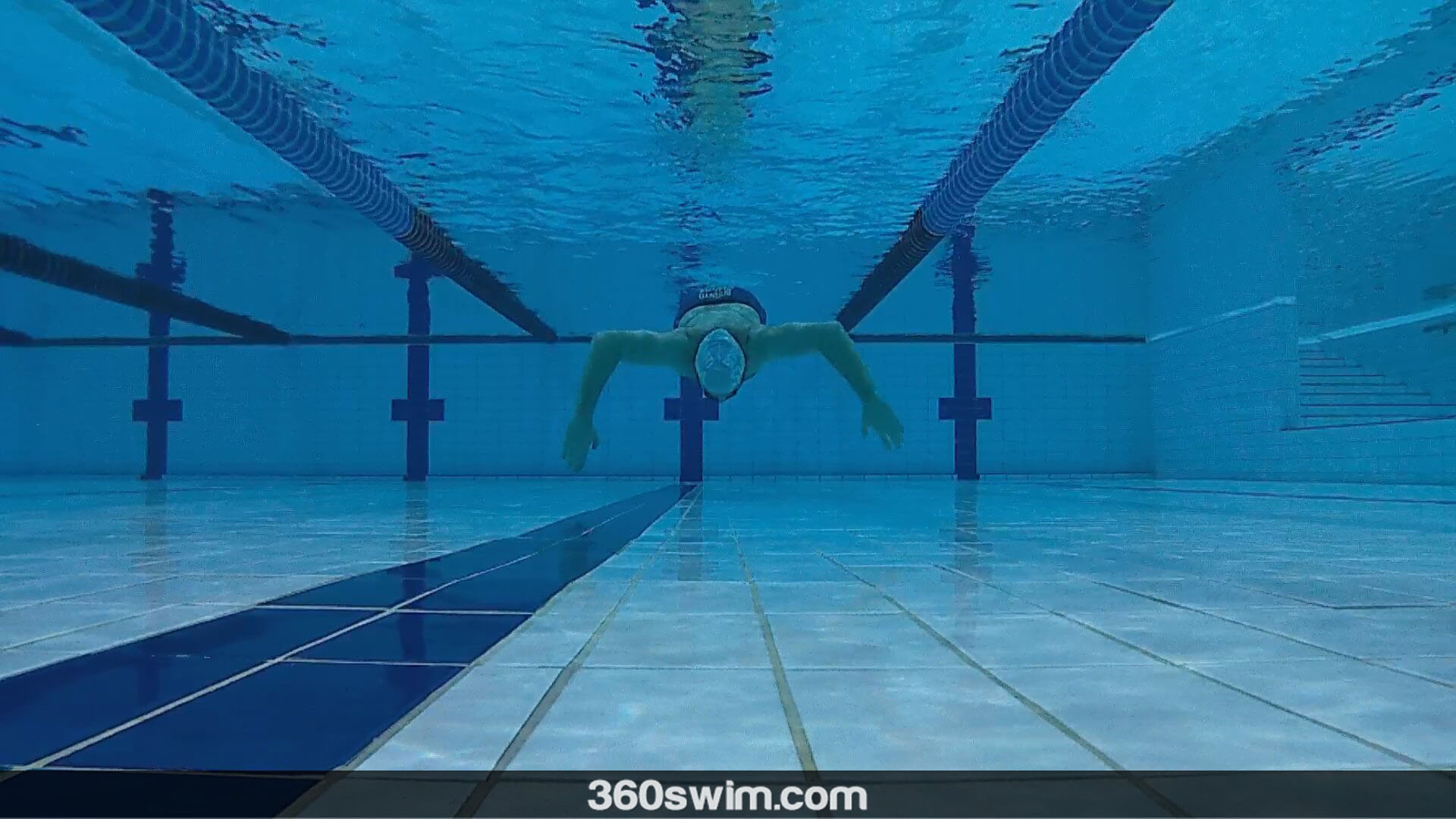 breaststroke swimming underwater