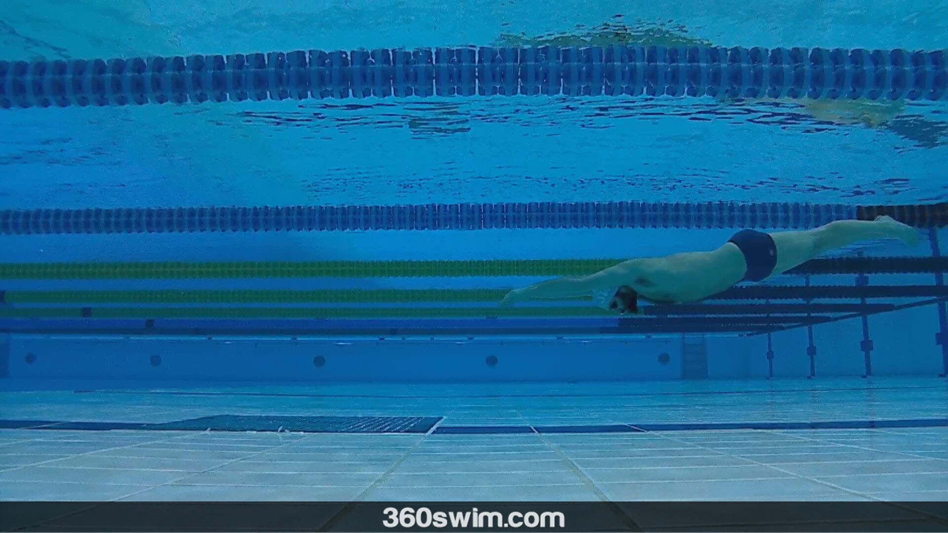 Keep your underwater streamline tight