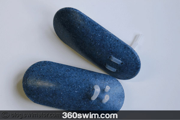 About 10cm small palm paddles About 10cm small palm paddles